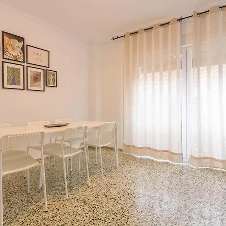 Apartamento La Alegria De Centro アパート コルドバ